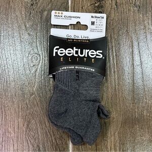 Feetures Elite Max Cushion No Show Tab Socks - Size W 7-9.5